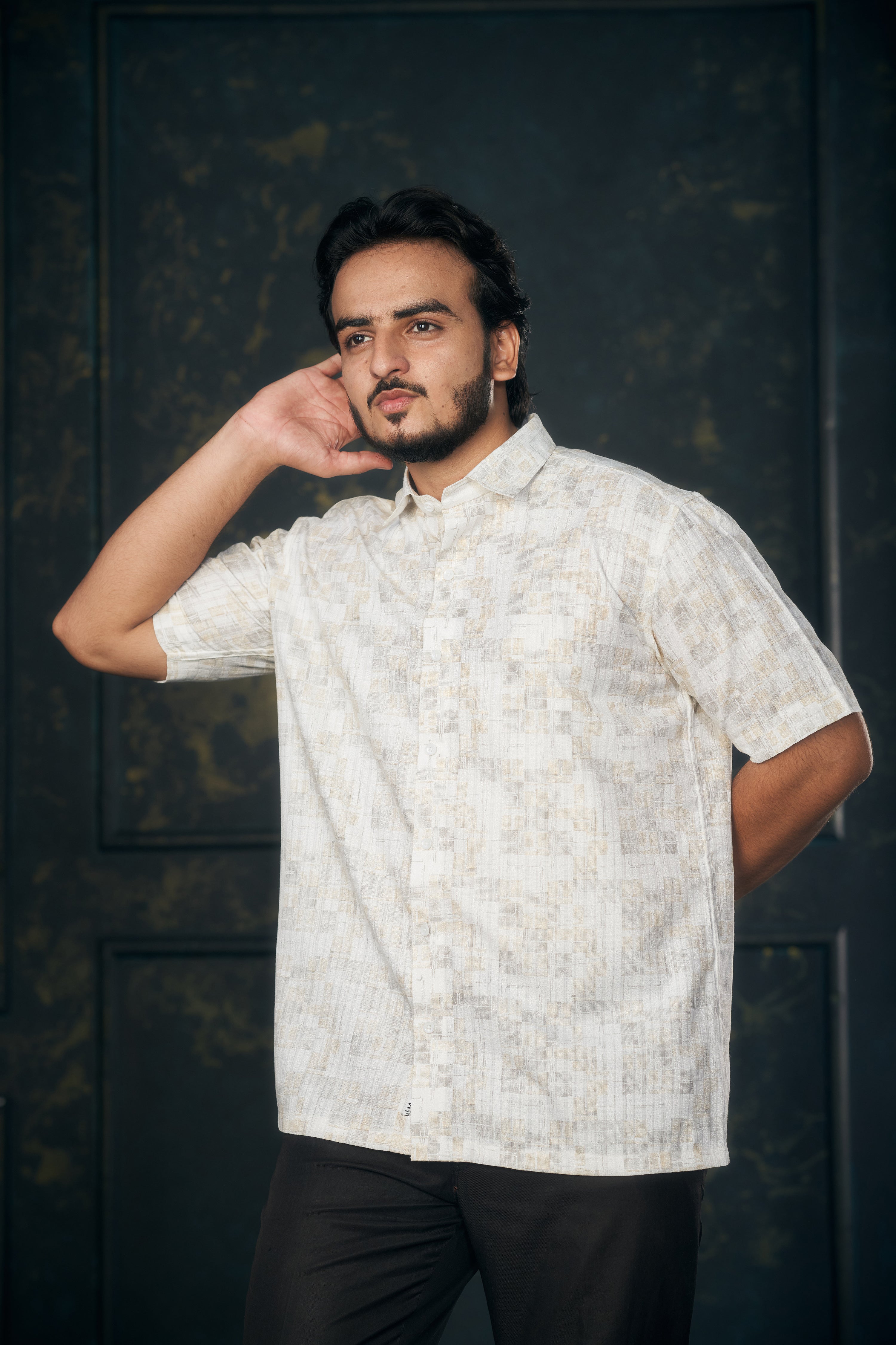 Mensoline MistEcho Shirt – Soft Gold Grid Pattern. (Light Gold)
