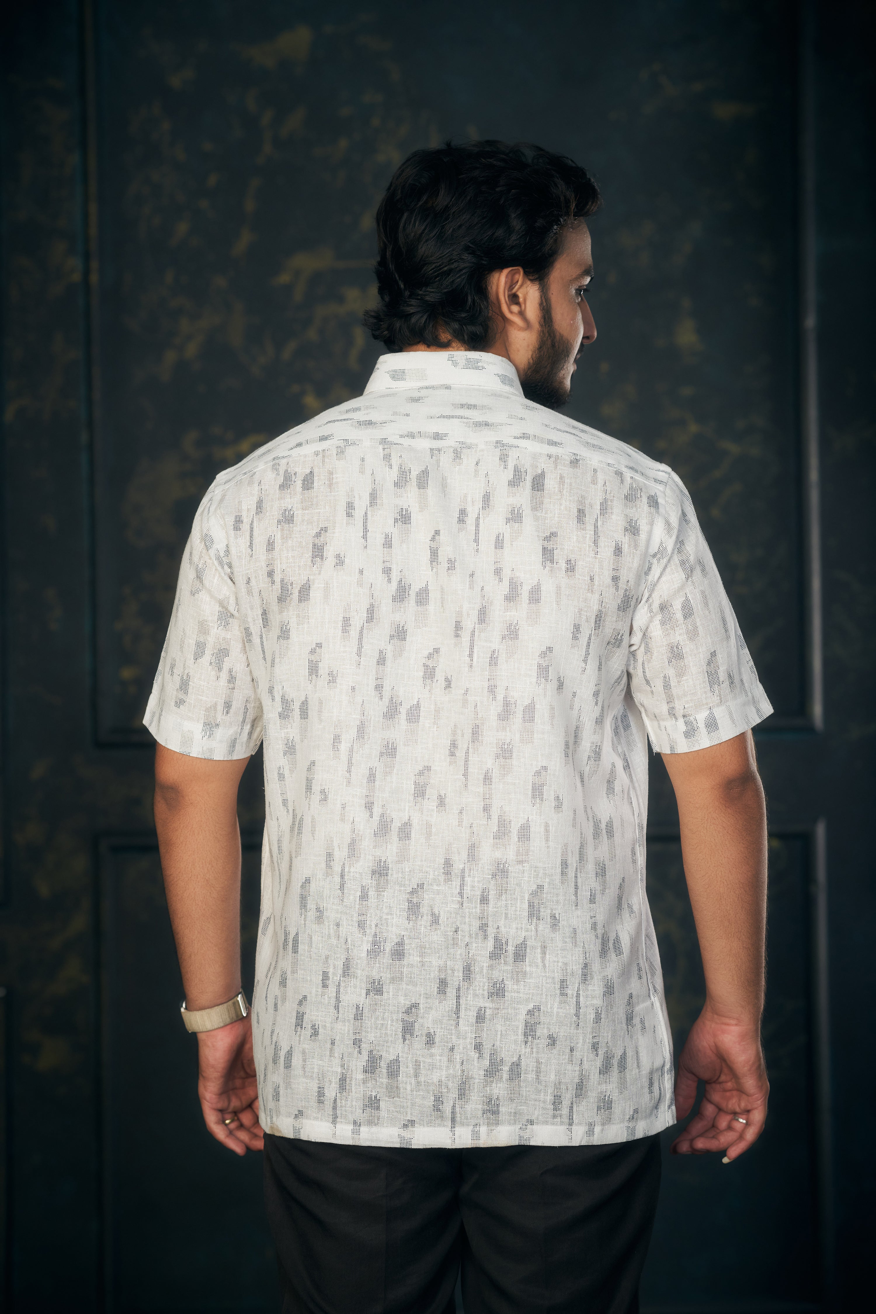 Mensoline Men’s White Cotton Linen Shirt with Subtle Grey Print. (Light Blue)