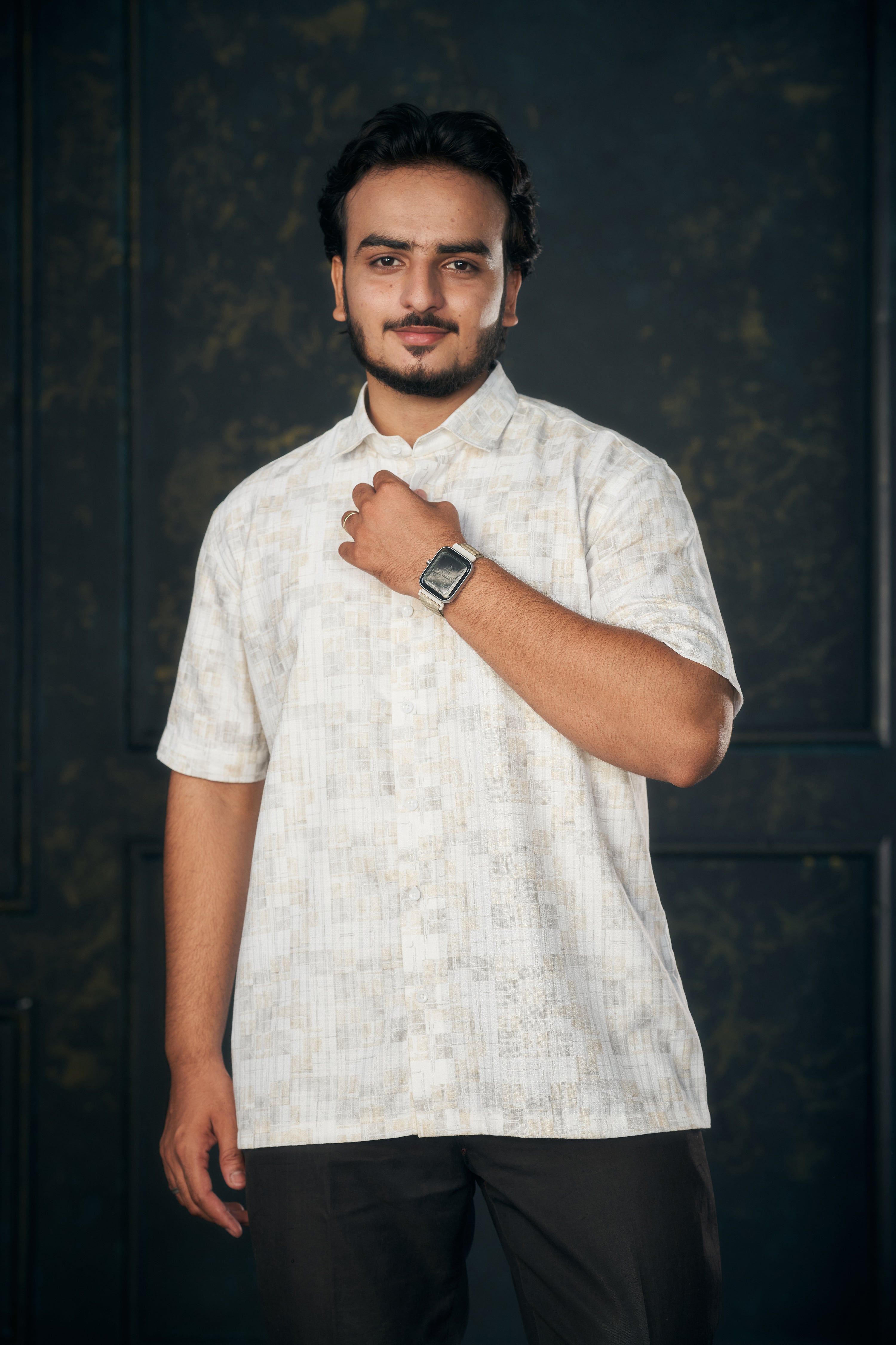 Mensoline MistEcho Shirt – Soft Gold Grid Pattern. (Light Gold)