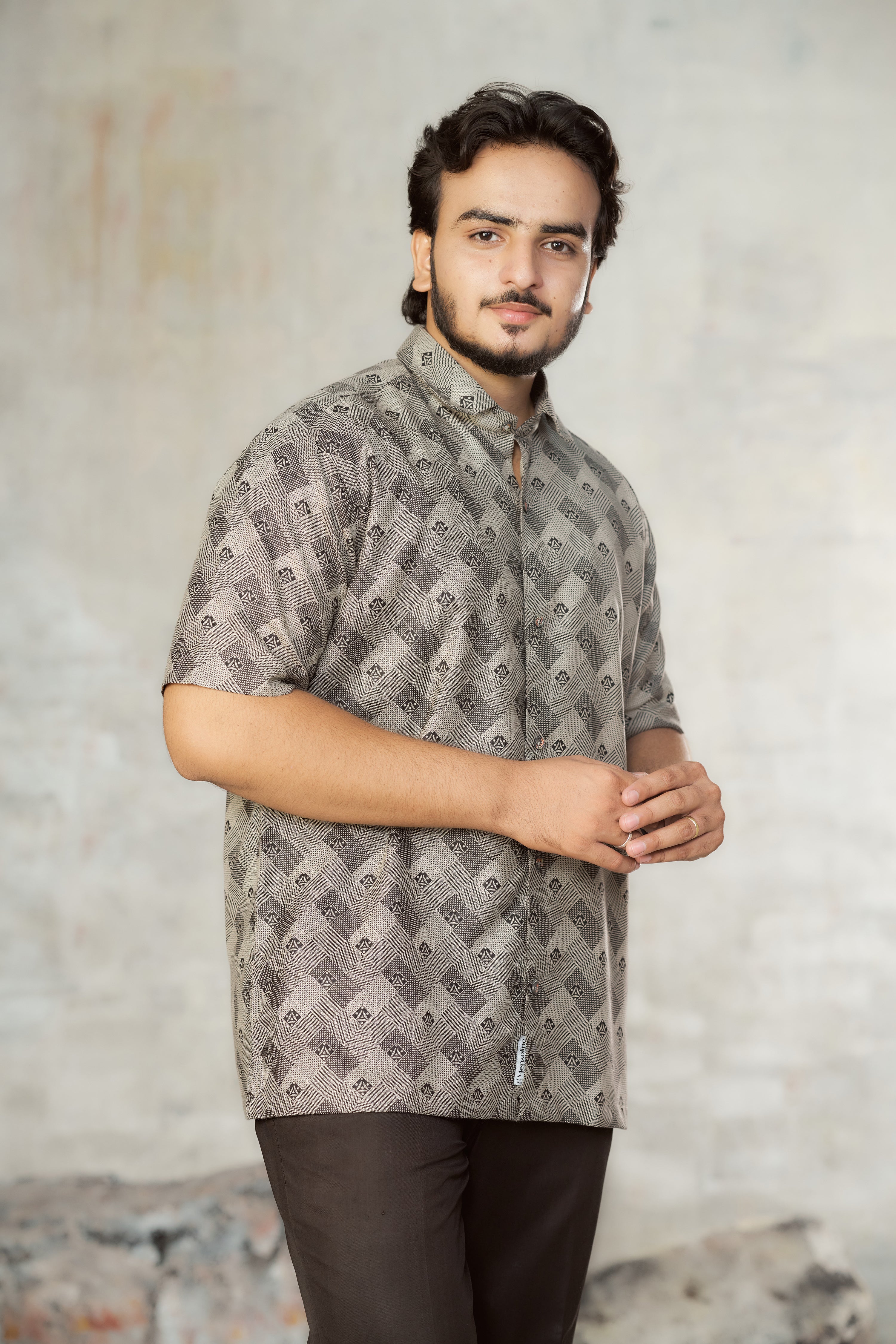 Mensoline Men's Lightweight Printed Shirt in Smooth Lycra.