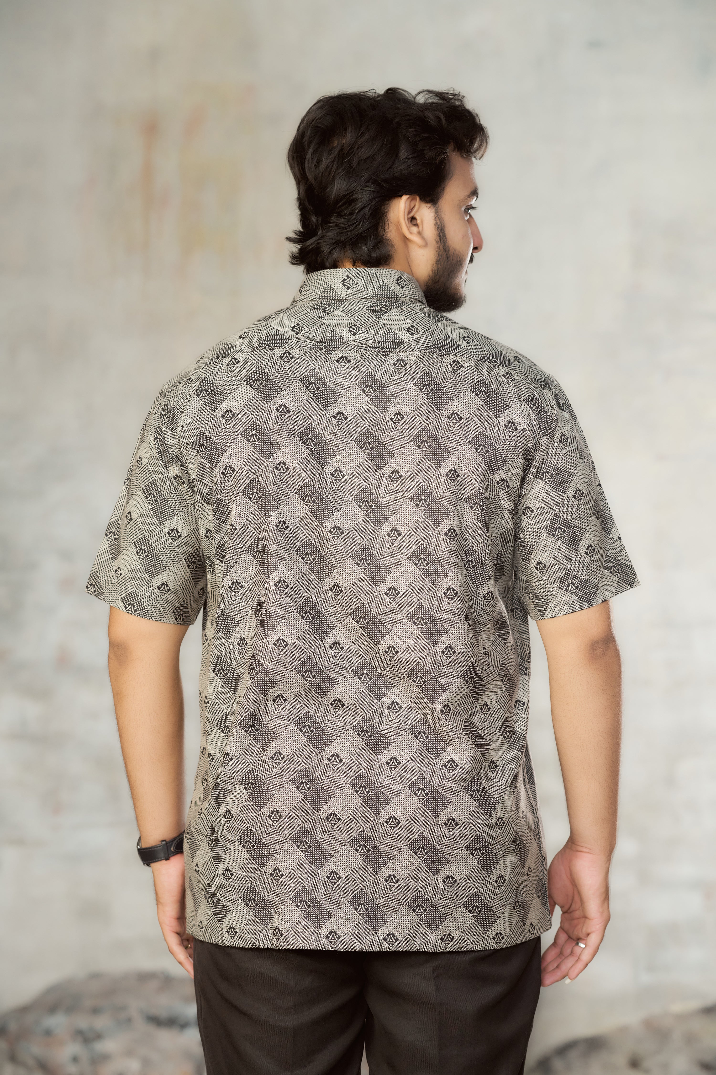 Mensoline Men's Lightweight Printed Shirt in Smooth Lycra.