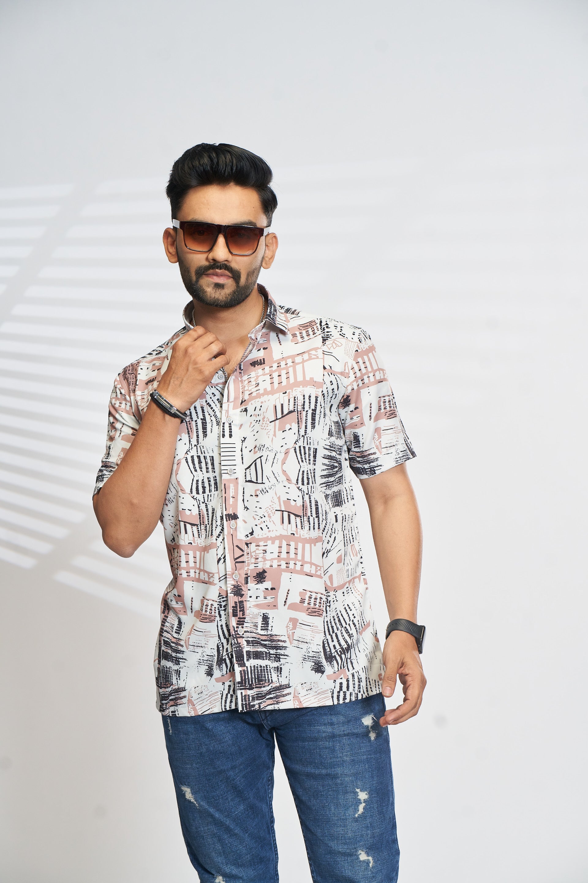 Mensoline CitySketch Printed Men’s Shirt – Artistic Urban Vibes for Casual Days.