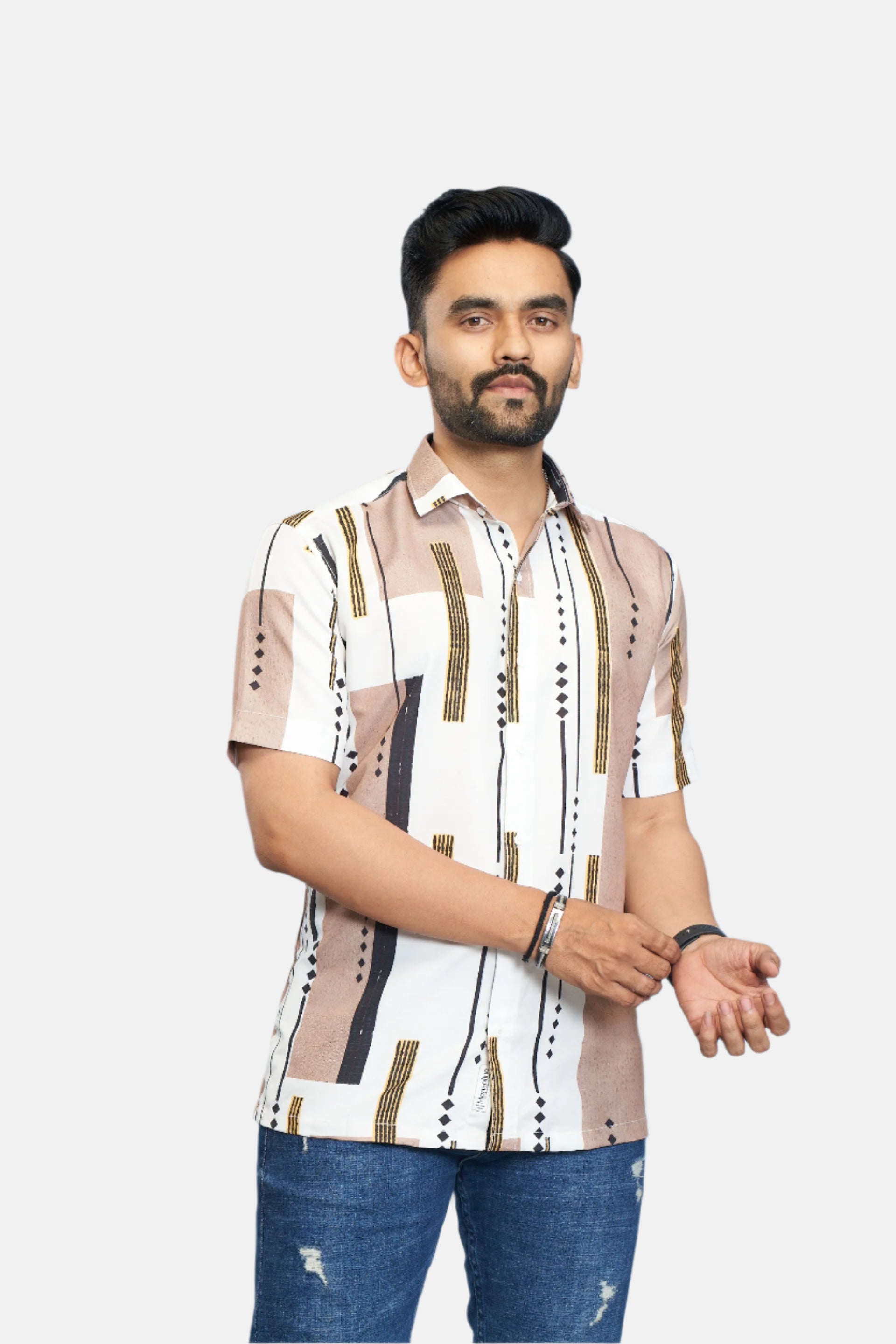 Mensoline Sophisticated Printed Shirt in Natural Tones for the Style-Savvy Modern Man.